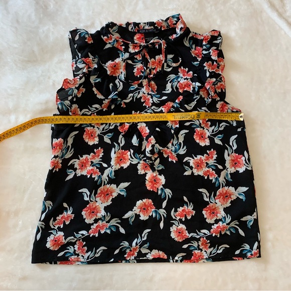 Rose & Thyme floral blouse - Picture 8 of 9